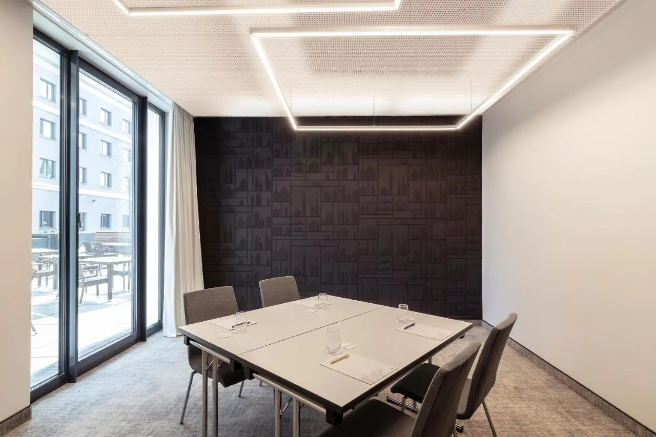 Novotel Duesseldorf Airport 4*, Düsseldorf Alemania