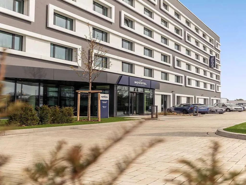 Novotel Duesseldorf Airport 4*, Düsseldorf