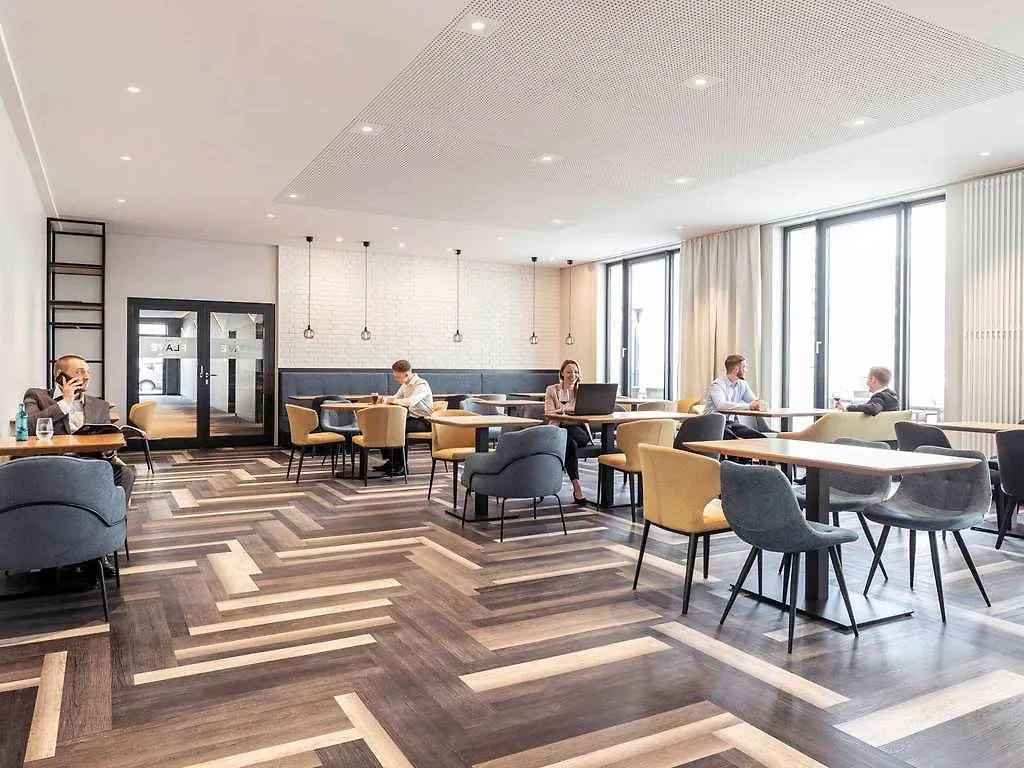 Novotel Duesseldorf Airport Hotel
